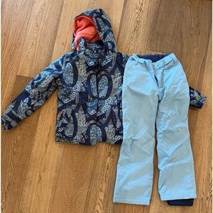 Roxy Girls size 12 ski snowboard jacket and pants.